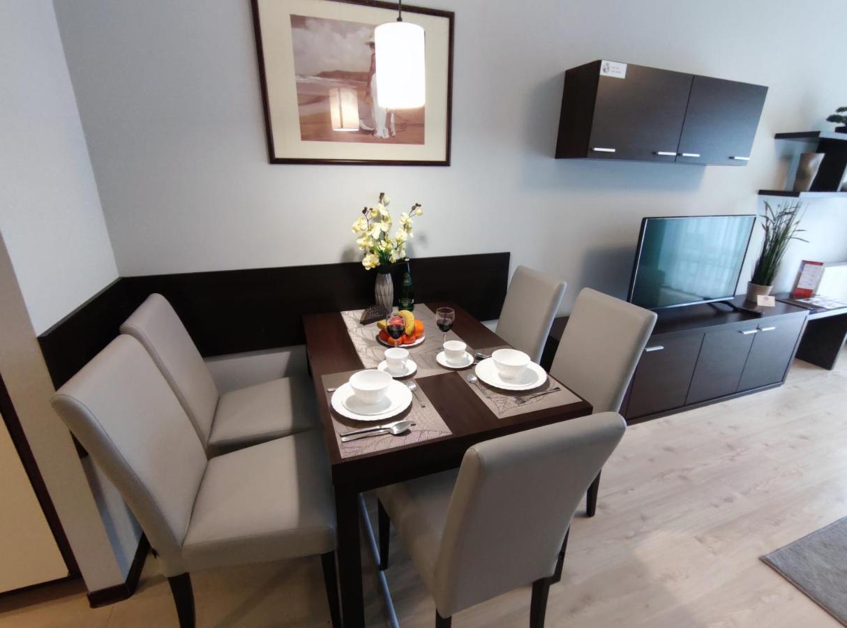 Apartament Przy Hotelu Aquarius Kołobrzeg Buitenkant foto