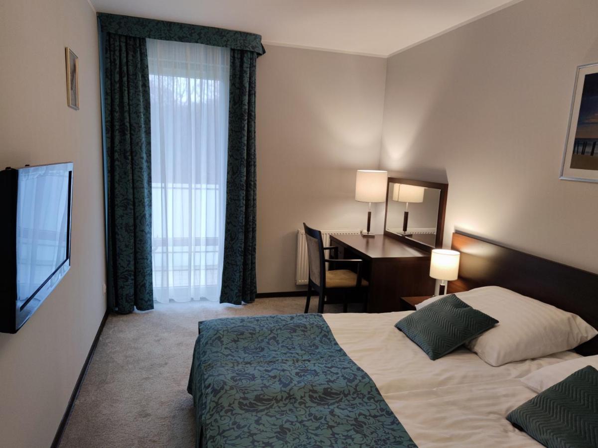 Apartament Przy Hotelu Aquarius Kołobrzeg Buitenkant foto