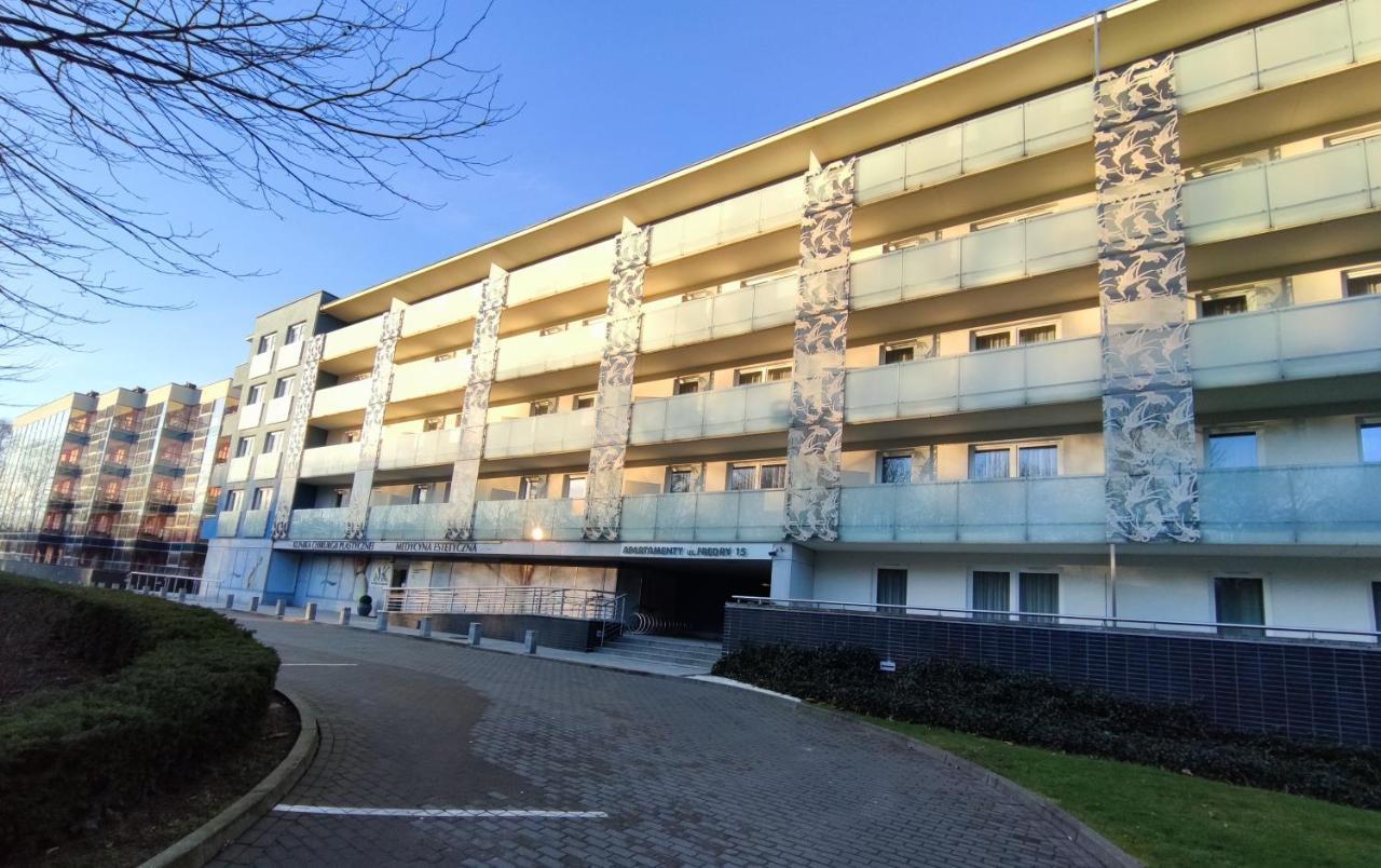 Apartament Przy Hotelu Aquarius Kołobrzeg Buitenkant foto