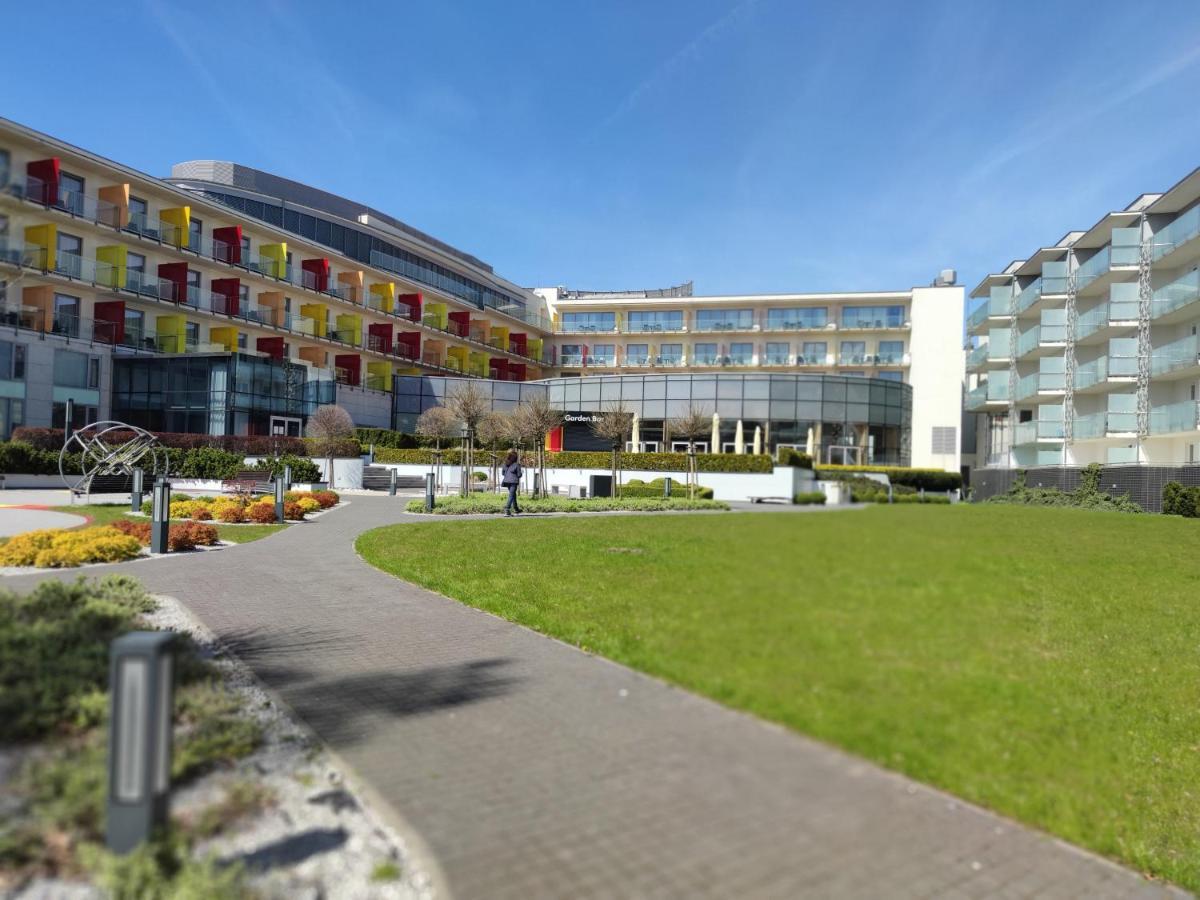 Apartament Przy Hotelu Aquarius Kołobrzeg Buitenkant foto
